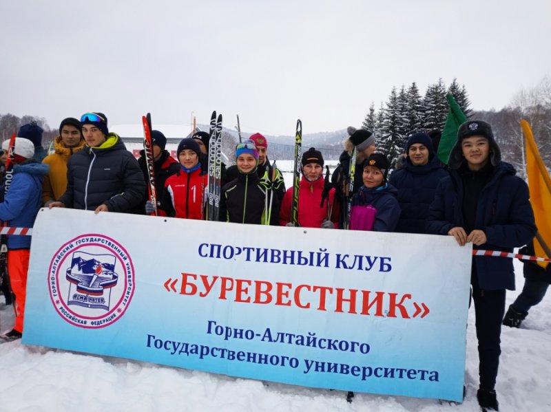 Студенты ГАГУ успешно открыли лыжный сезон 